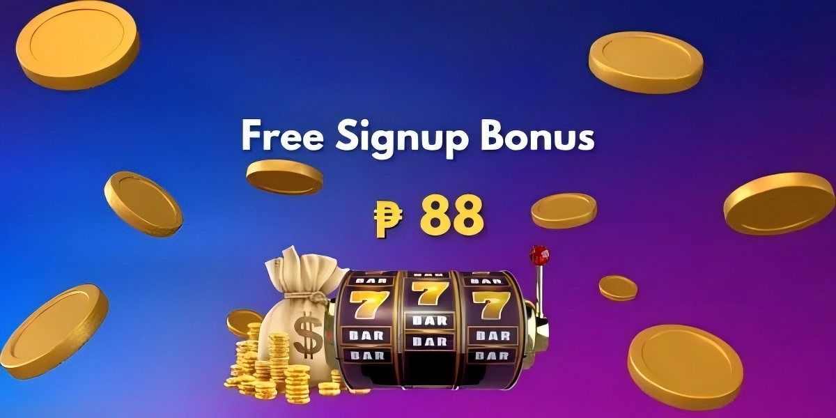 n33 welcome banner with golden slot machine splash art and bonus coins